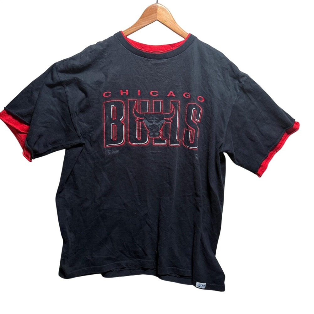 Vintage 90s Chicago Bulls Salem Sportswear Shirt XL Double Layer Faux Ringer USA